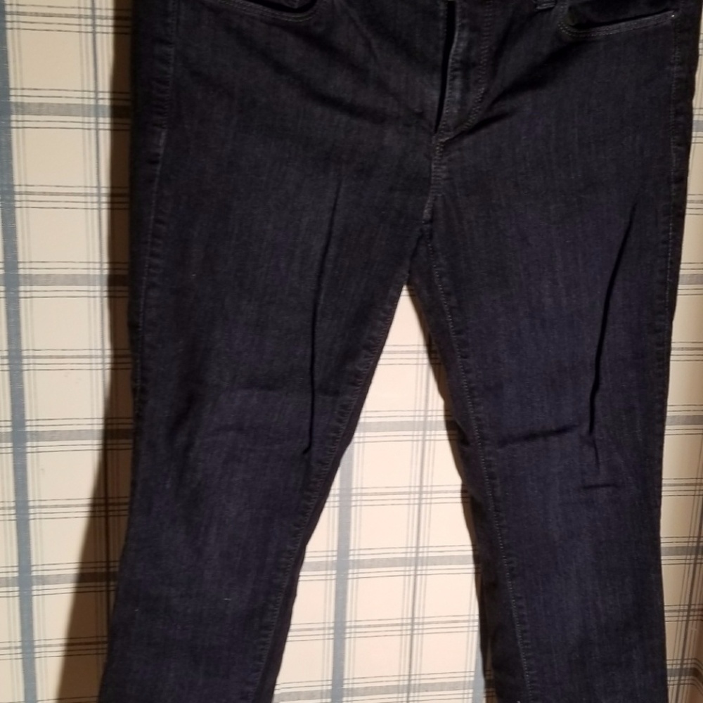 Ann Taylor - Picture 4 of 4